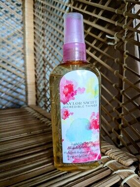 Taylor Swift Incredible Things - Red Era Scented Dry Body Oil – Discontinued 🩷